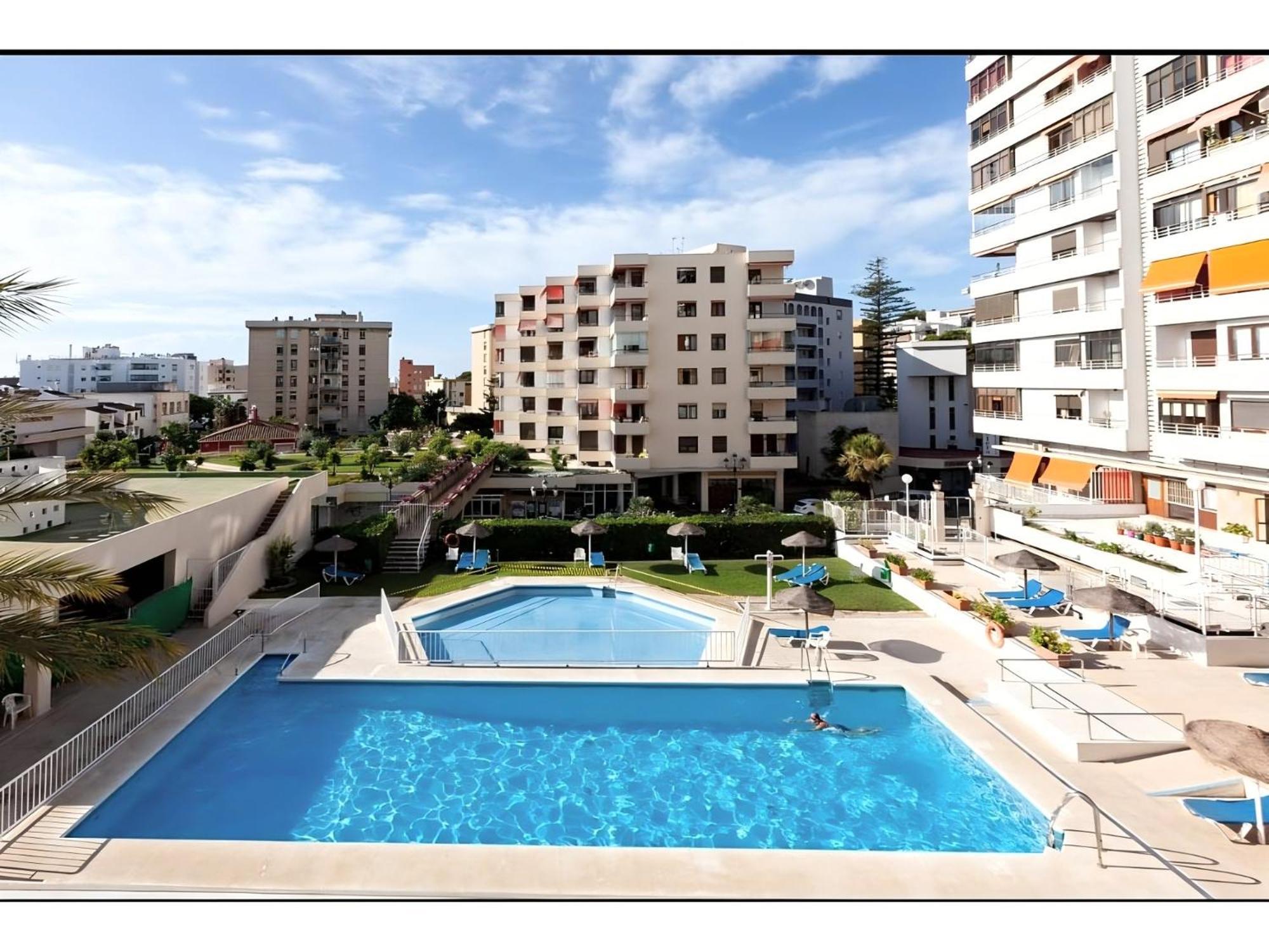 Appartamento Oasis Sea & Sky - La Nogalera Torremolinos Esterno foto